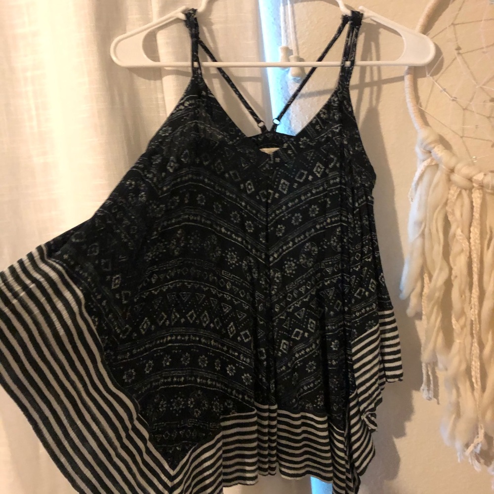 Tribal print flutter top